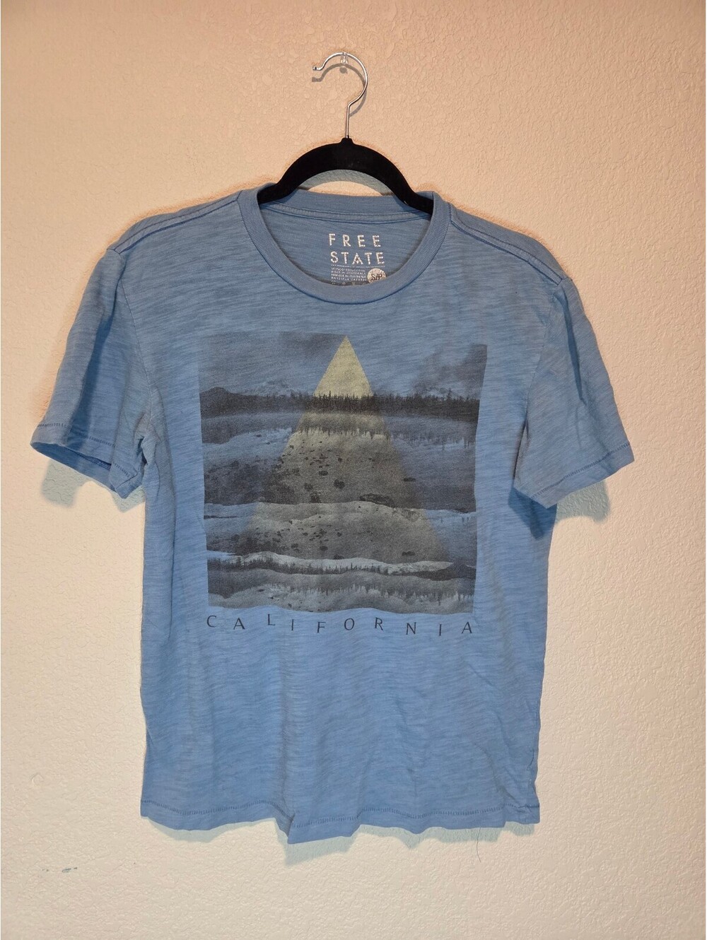 Free State California Graphic T-Shirt Size S Light Blue